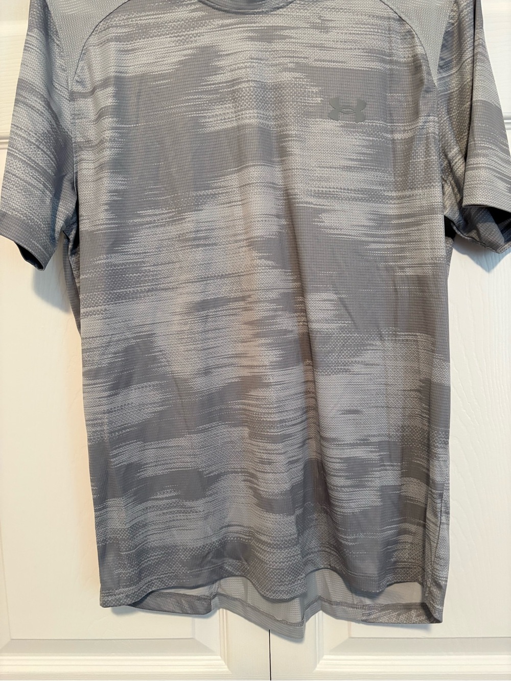 Under Armour Men's Gray Patterned Short Sleeve Tech Tee